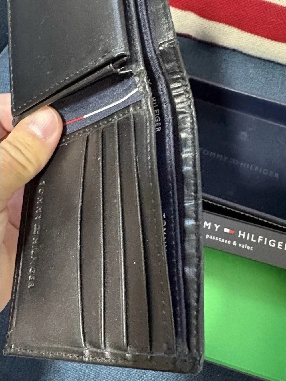 Tommy Hilfiger Black Leather Bi-Fold Wallet with ID Window